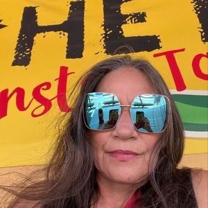 Meet your Posher, Diane